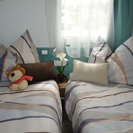 Campingplatz Gebetsroither Glamping Village čatež Catez ob Savi