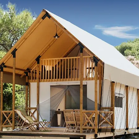 Kemping Gebetsroither Glamping Village Catez 3*
